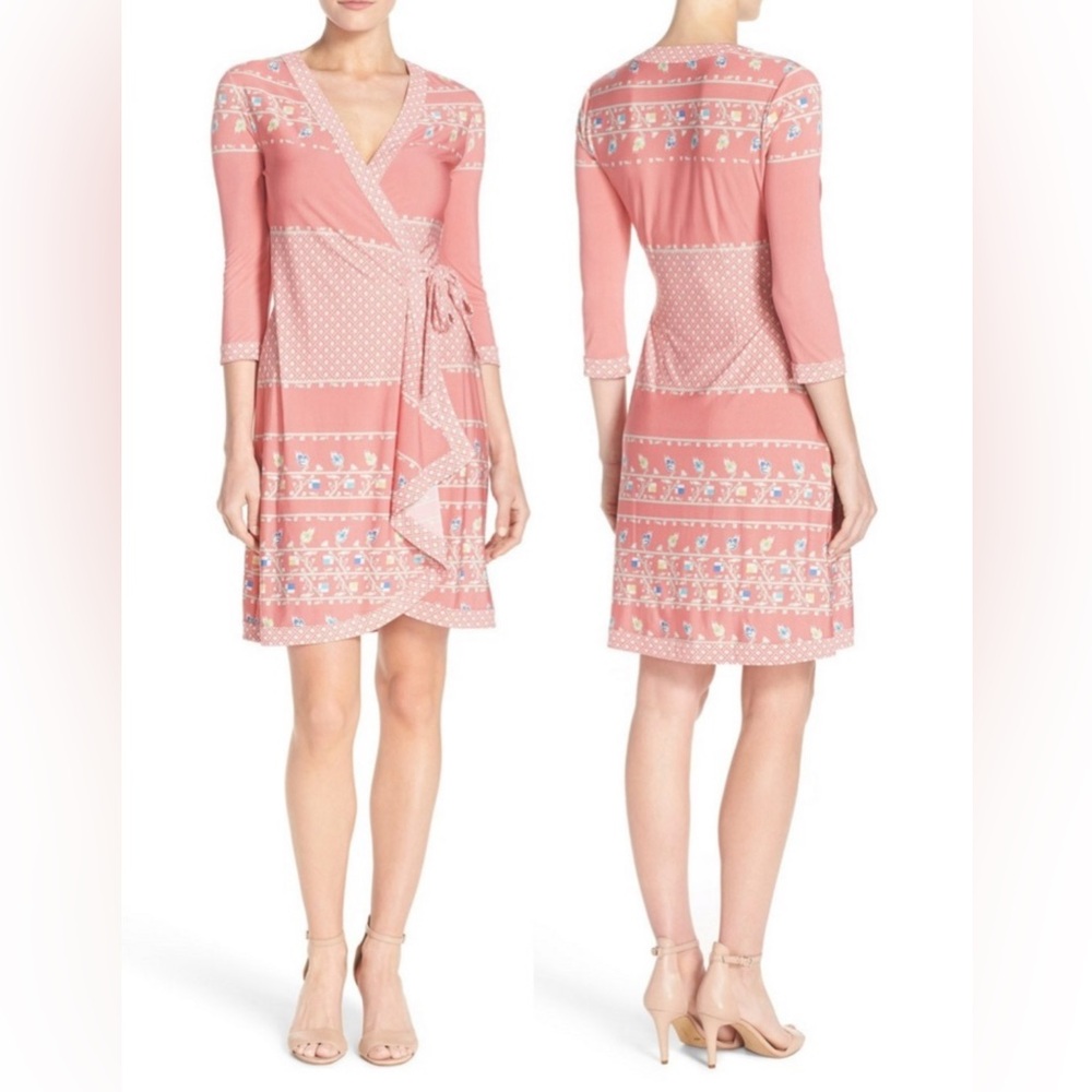 BCBGMAXAZRIA pink/coral Adele wrap dress in size Small